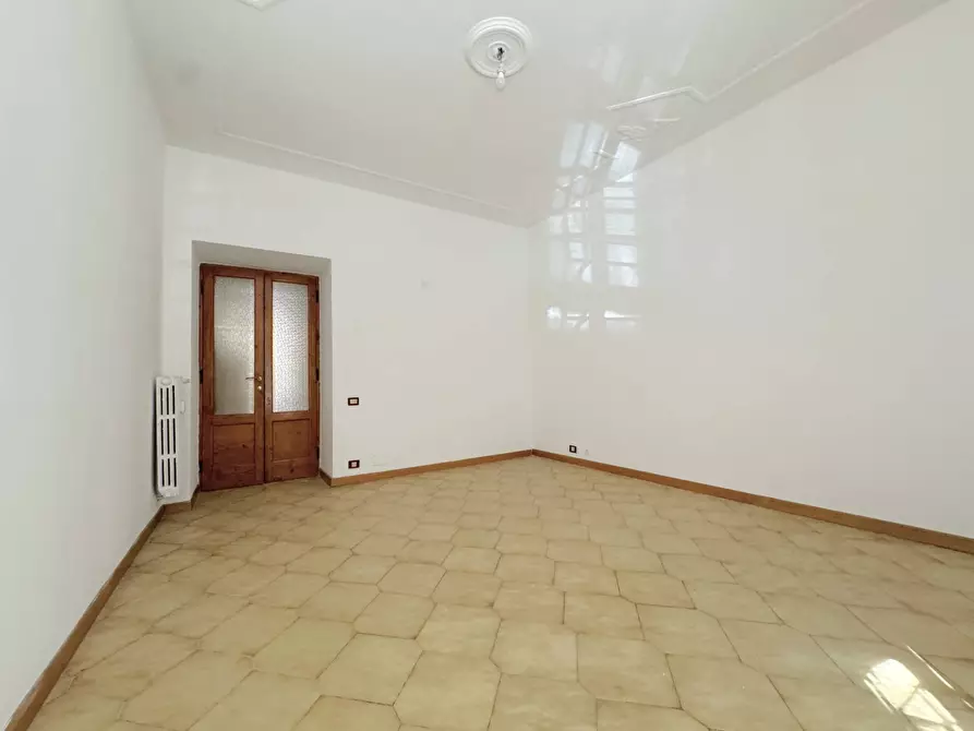 Immagine 12 di Appartamento in vendita  in via dei Valeri a Roma