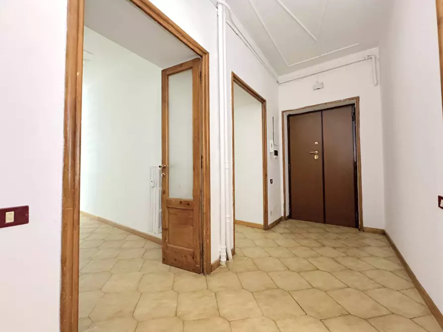 Immagine 22 di Appartamento in vendita  in via dei Valeri a Roma