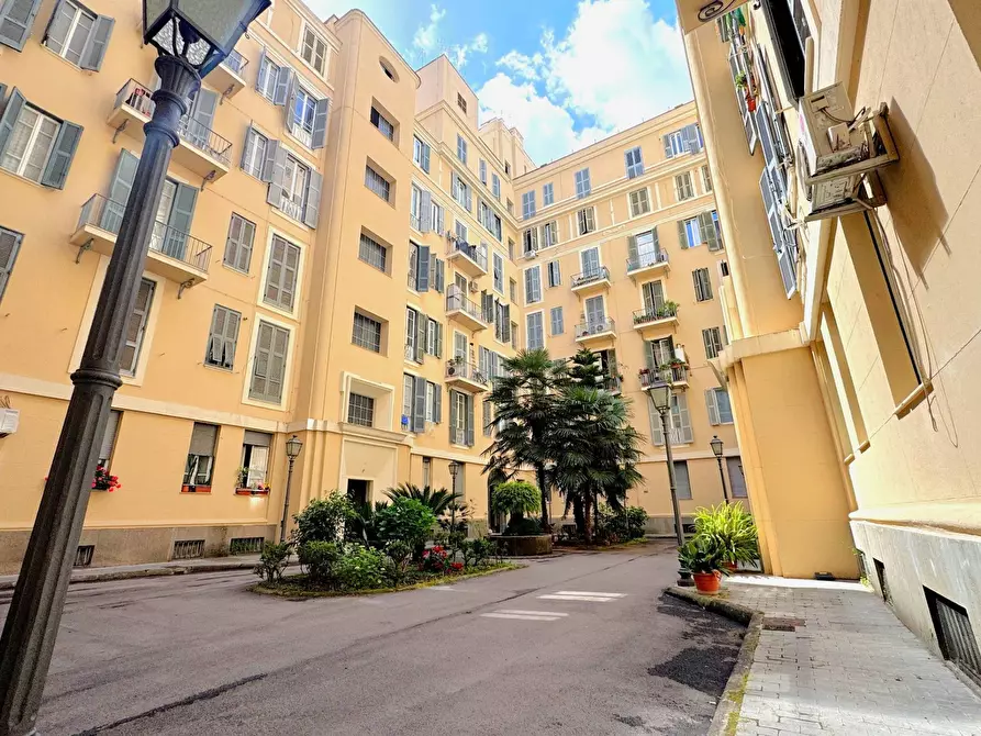 Immagine 4 di Appartamento in vendita  in Etruria 14 a Roma