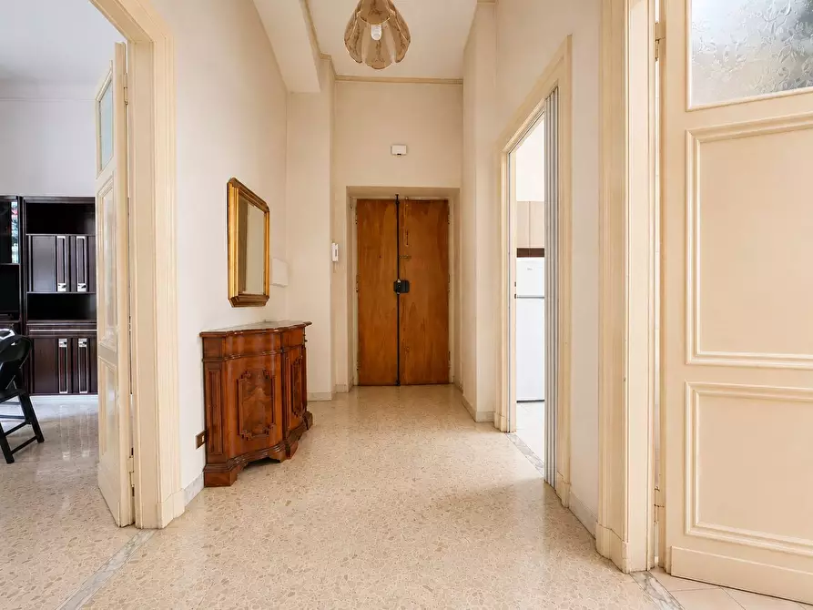 Immagine 21 di Appartamento in vendita  in Etruria 14 a Roma