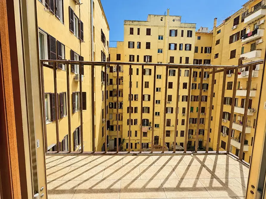 Immagine 14 di Appartamento in vendita  in Via Alfredo Baccarini a Roma