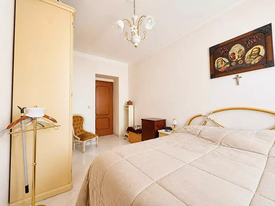 Immagine 21 di Appartamento in vendita  in Via Alfredo Baccarini a Roma
