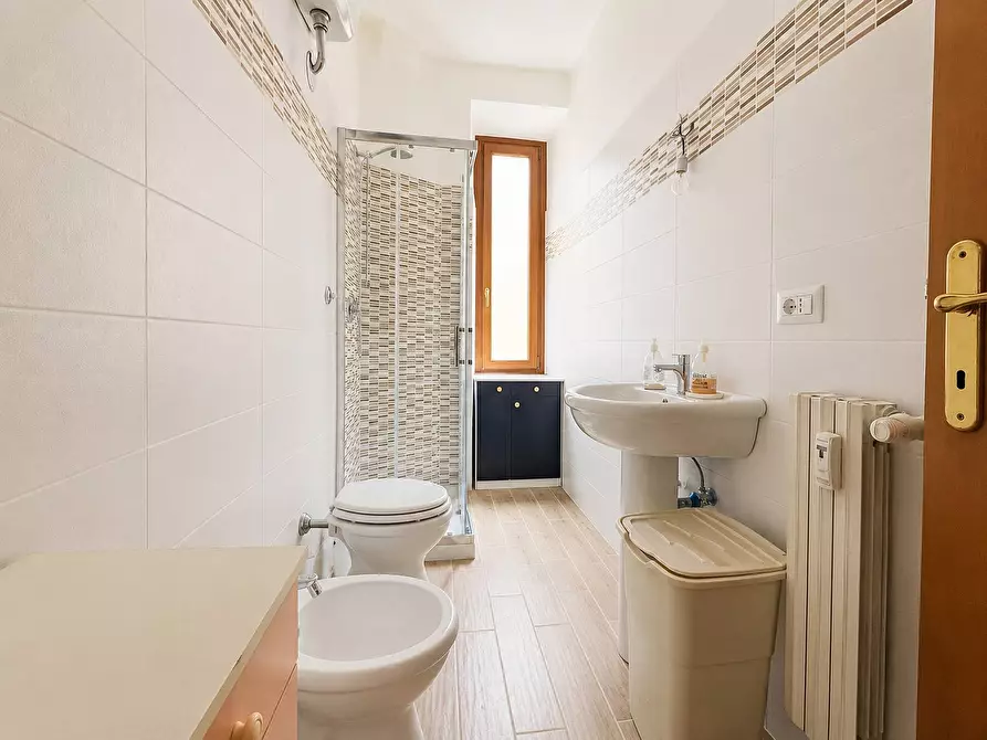 Immagine 22 di Appartamento in vendita  in Via Alfredo Baccarini a Roma