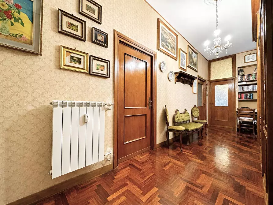 Immagine 5 di Appartamento in vendita  in BITINIA 5 a Roma