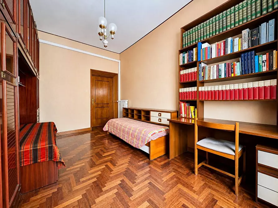 Immagine 14 di Appartamento in vendita  in BITINIA 5 a Roma