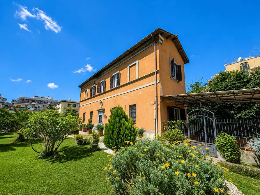 Immagine 47 di Casa indipendente in vendita  in Via villani a Roma