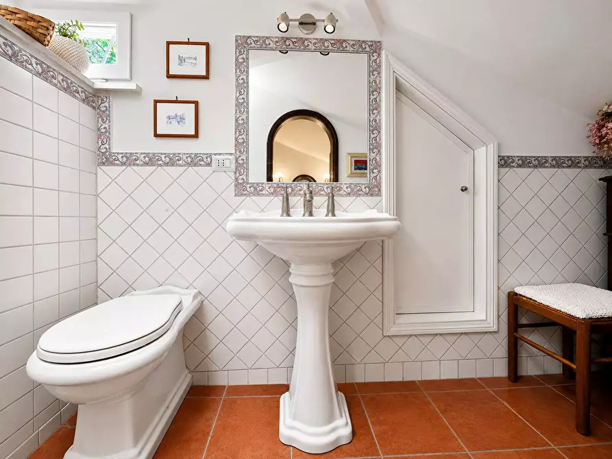 Immagine 62 di Appartamento in vendita  in Cilicia a Roma
