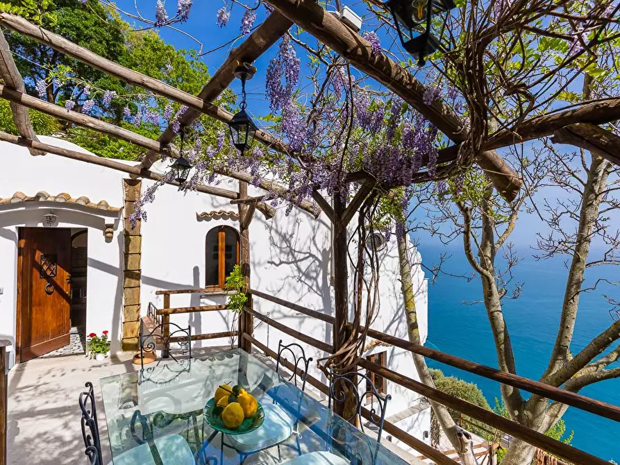 Immagine 8 di Villa in vendita  in Via Roma 50 a Conca Dei Marini