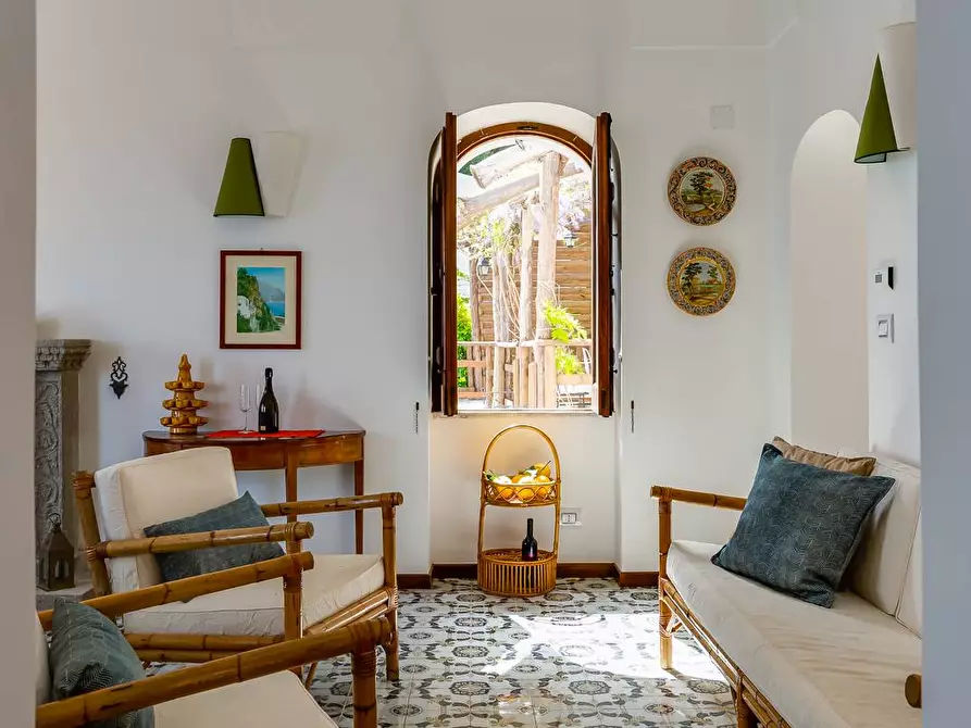 Immagine 13 di Villa in vendita  in Via Roma 50 a Conca Dei Marini