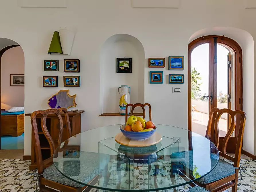 Immagine 17 di Villa in vendita  in Via Roma 50 a Conca Dei Marini