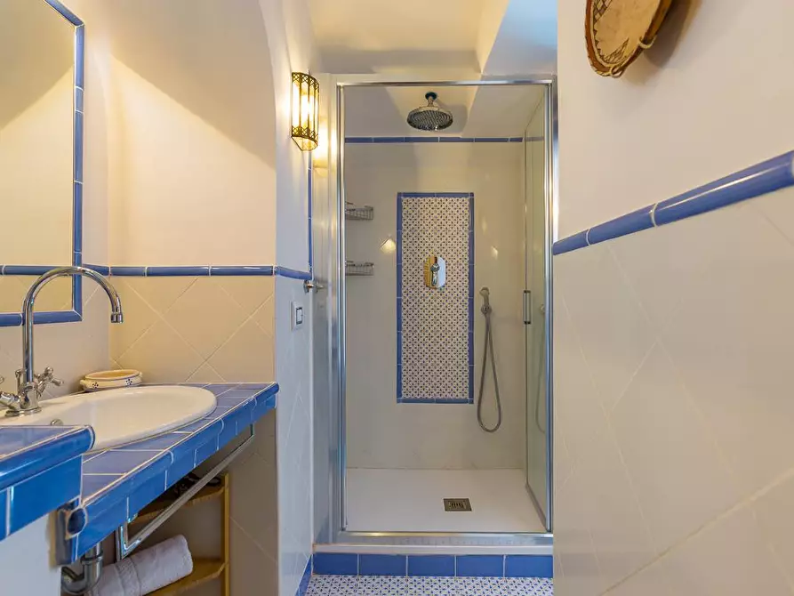 Immagine 29 di Villa in vendita  in Via Roma 50 a Conca Dei Marini