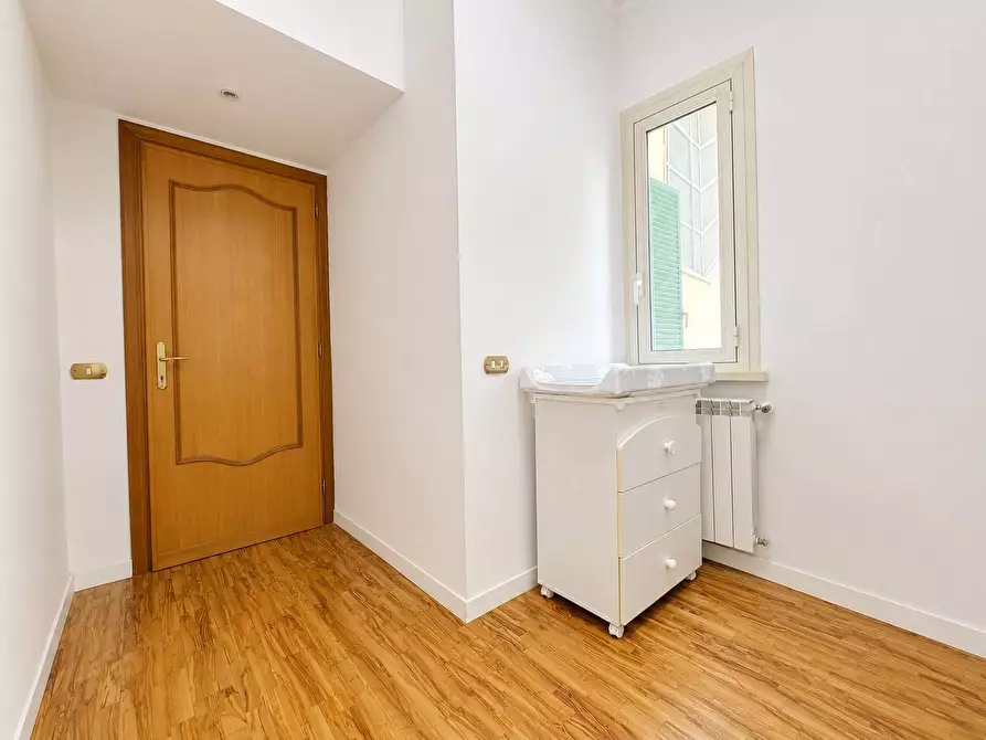 Immagine 14 di Appartamento in vendita  in Via Mesopotamia a Roma