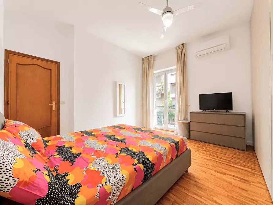 Immagine 18 di Appartamento in vendita  in Via Mesopotamia a Roma