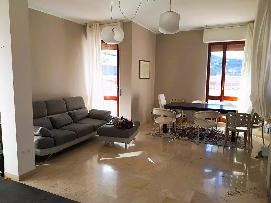 Immagine 1 di Appartamento in vendita  in via Carducci a Teramo