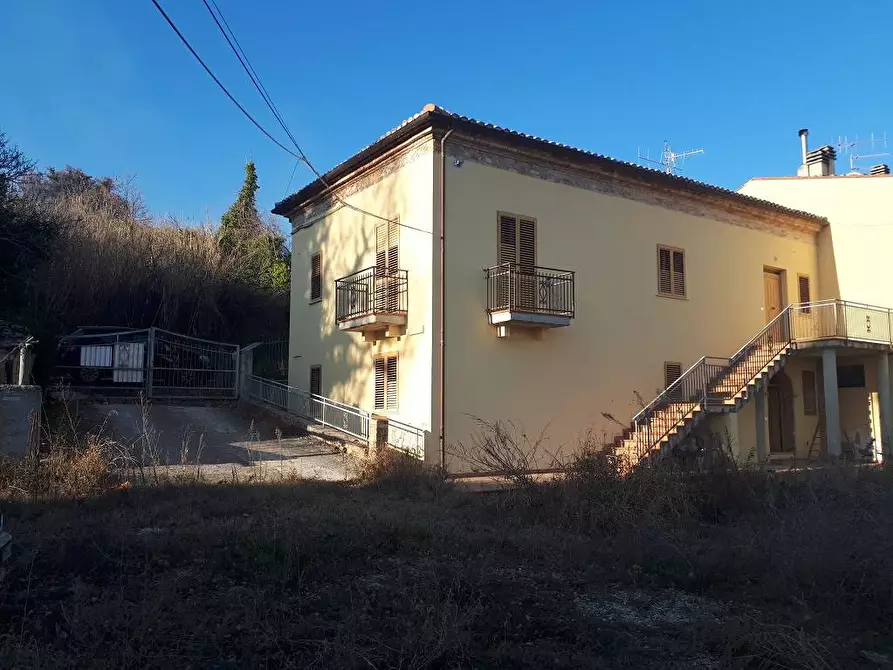 Immagine 2 di Casa indipendente in vendita  in Via V. Pilotti 38 a Teramo