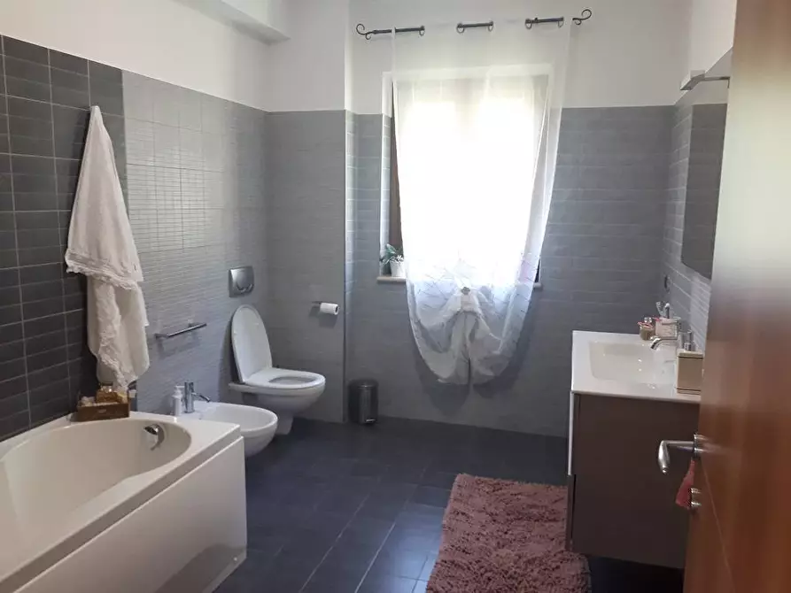 Immagine 27 di Villa in vendita  in Via A. Bafile a Ancarano