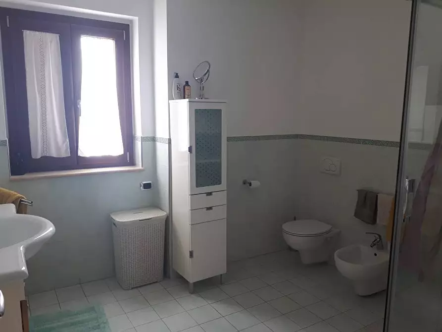 Immagine 29 di Villa in vendita  in Via A. Bafile a Ancarano