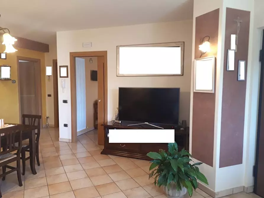 Immagine 21 di Villa in vendita  in Via A. Bafile a Ancarano