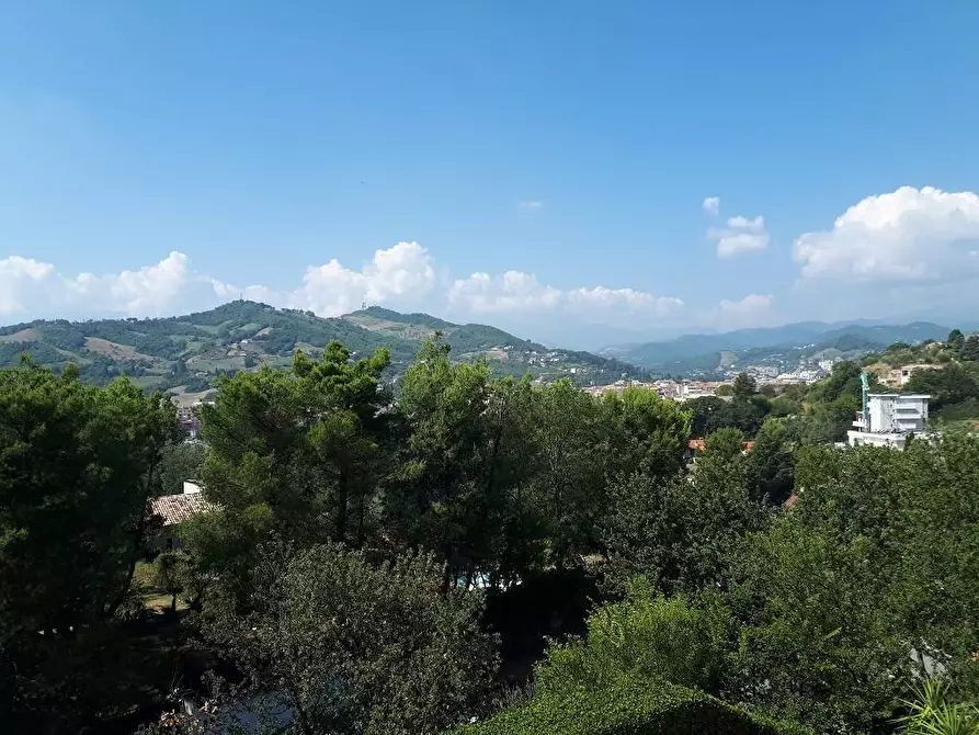 Immagine 26 di Appartamento in vendita  in Via G. Dragonetti a Teramo