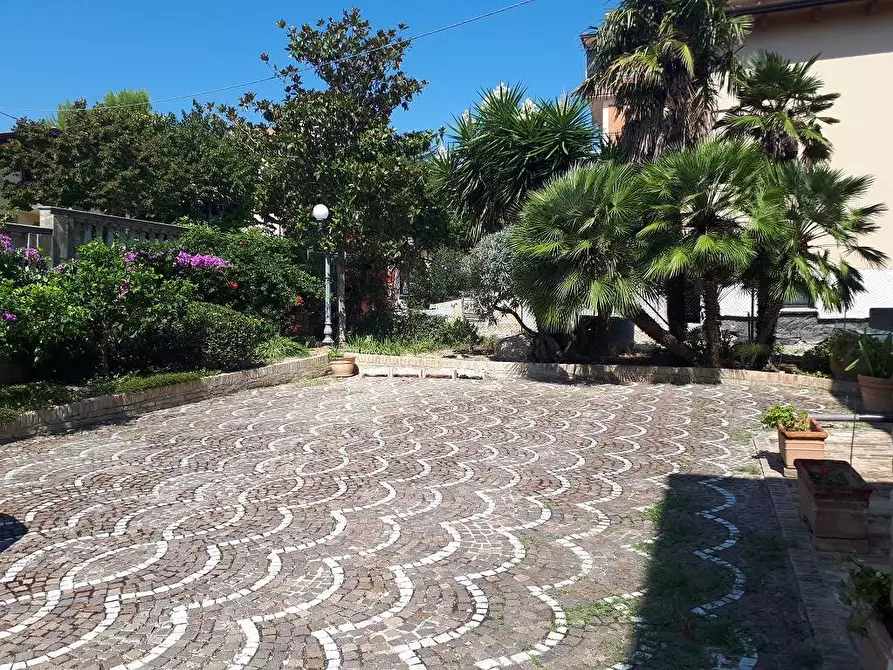 Immagine 6 di Casa semindipendente in vendita  in Viale dello Splendore a Giulianova