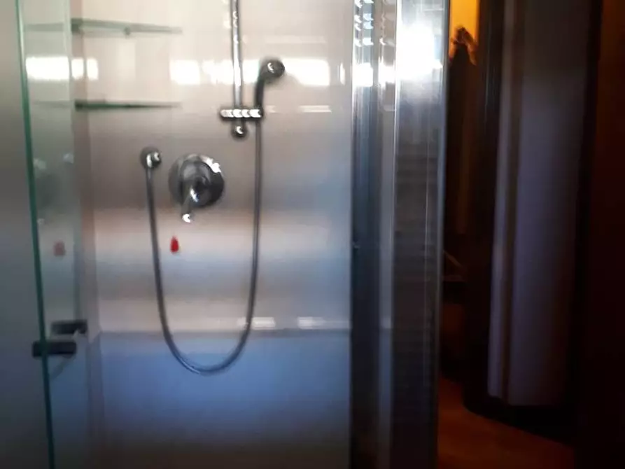 Immagine 35 di Casa semindipendente in vendita  in Viale dello Splendore a Giulianova