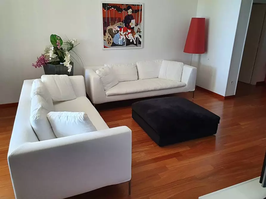 Immagine 45 di Casa semindipendente in vendita  in Viale dello Splendore a Giulianova