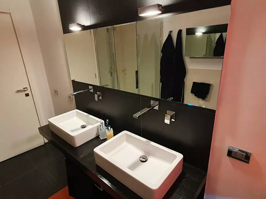 Immagine 59 di Casa semindipendente in vendita  in Viale dello Splendore a Giulianova