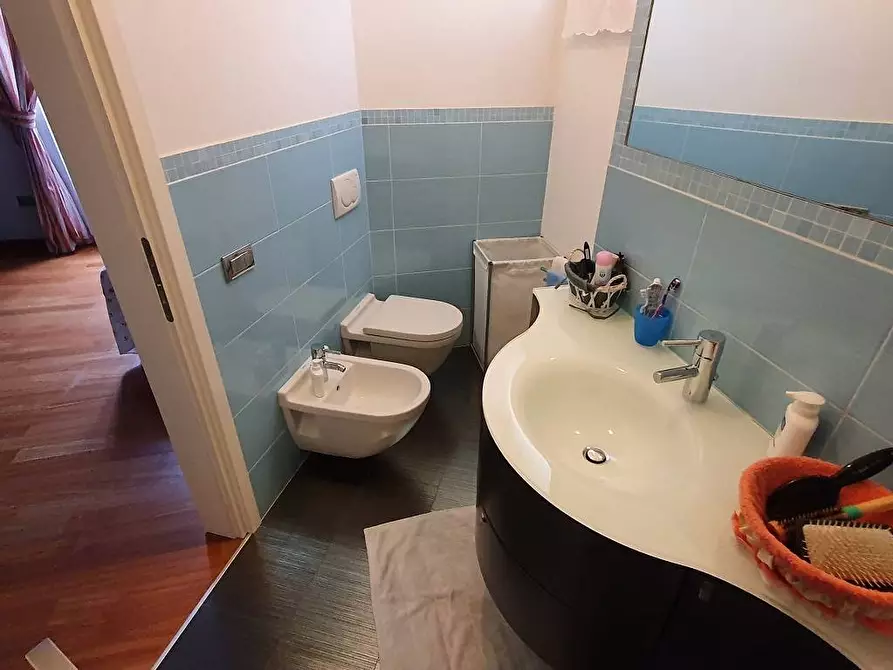 Immagine 63 di Casa semindipendente in vendita  in Viale dello Splendore a Giulianova