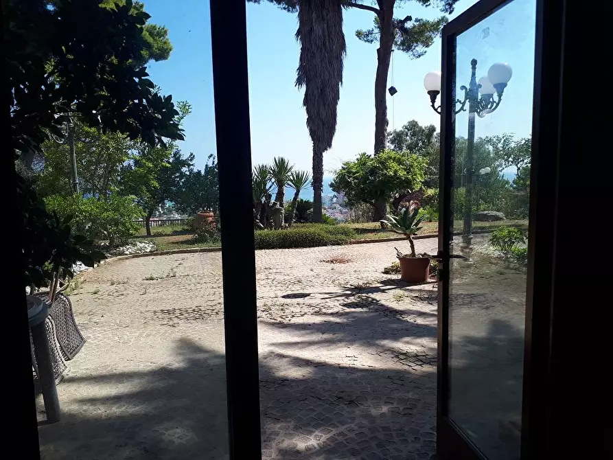 Immagine 70 di Casa semindipendente in vendita  in Viale dello Splendore a Giulianova