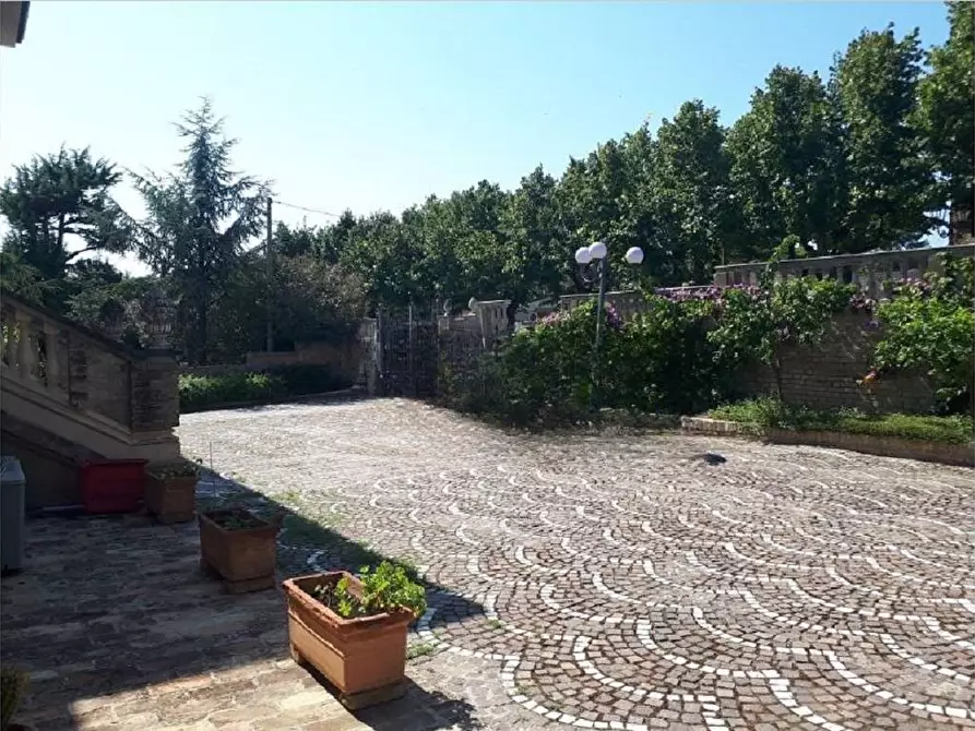 Immagine 8 di Casa semindipendente in vendita  in Viale dello Splendore a Giulianova