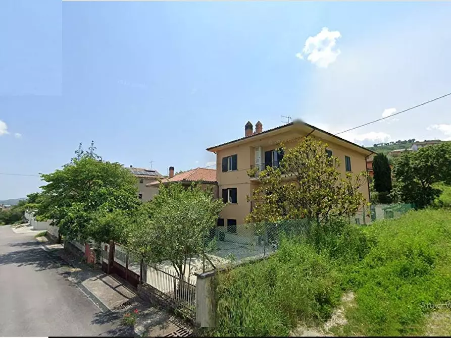 Immagine 2 di Appartamento in vendita  in C. da Mezzanotte 58 a Teramo