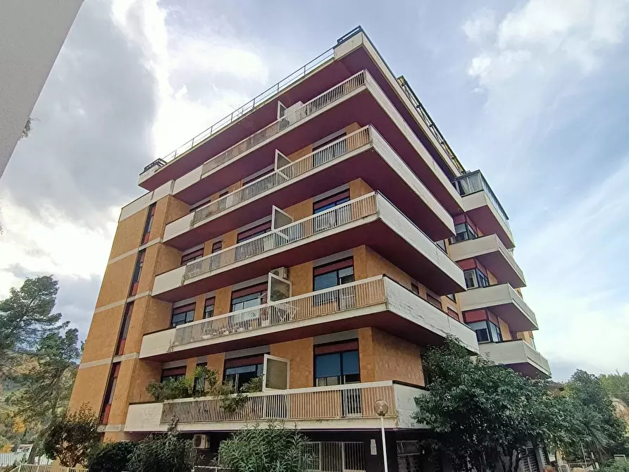 Immagine 5 di Appartamento in vendita  in Via Pigliacelli 1 a Teramo