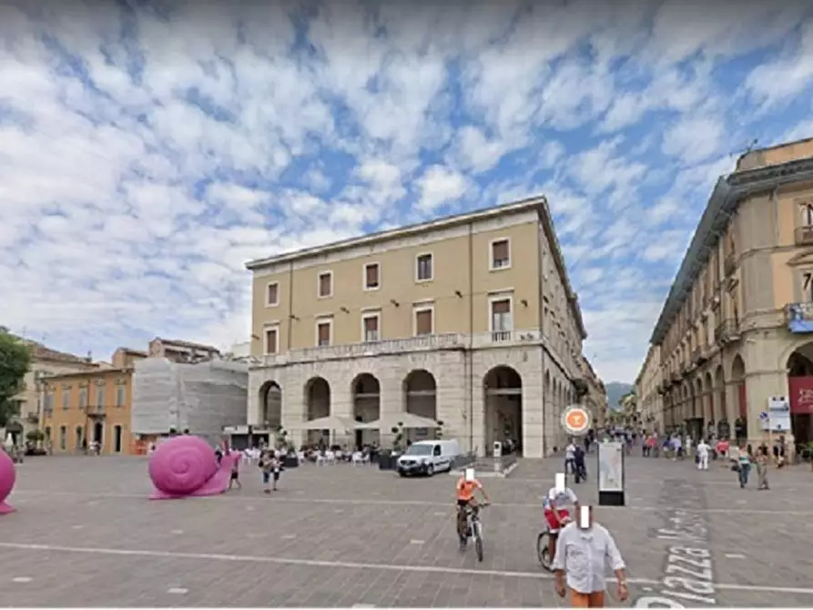 Immagine 5 di Attività commerciale in vendita  in Corso San Giorgio a Teramo