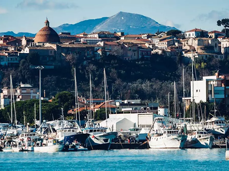 Immagine 8 di Appartamento in vendita  a Giulianova