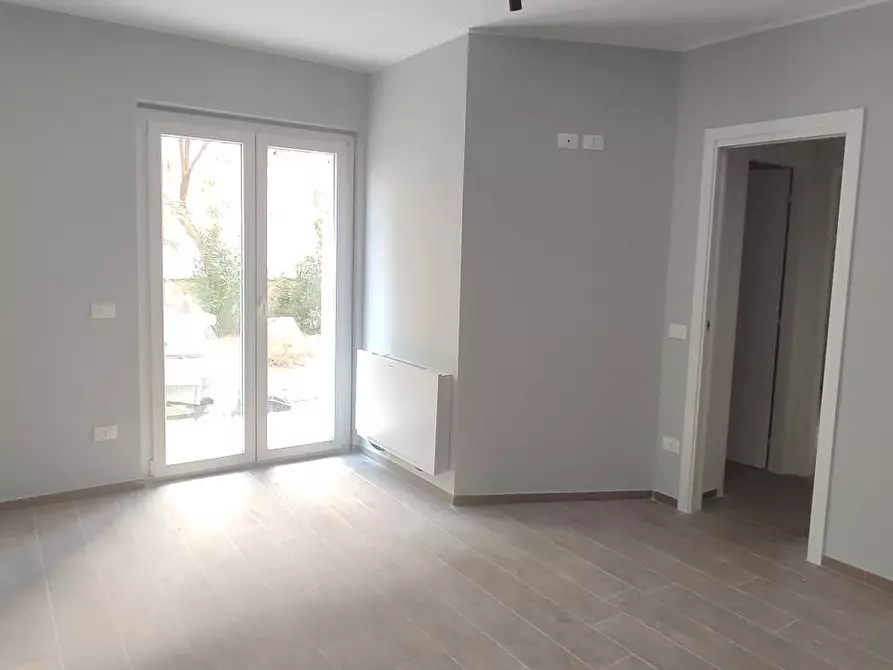 Immagine 4 di Appartamento in vendita  a Alba Adriatica