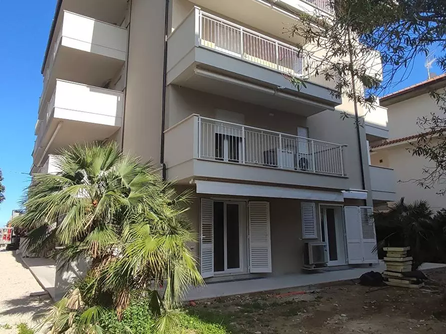 Immagine 16 di Appartamento in vendita  a Alba Adriatica