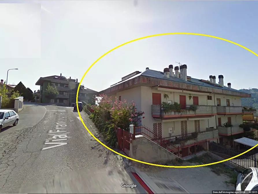 Immagine 3 di Appartamento in vendita  in Via Fonte Baiano 50 a Teramo