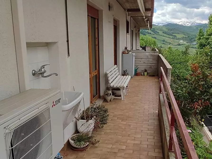 Immagine 5 di Appartamento in vendita  in Via Fonte Baiano 50 a Teramo