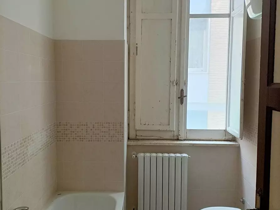 Immagine 11 di Appartamento in vendita  in Viale Crucioli a Teramo