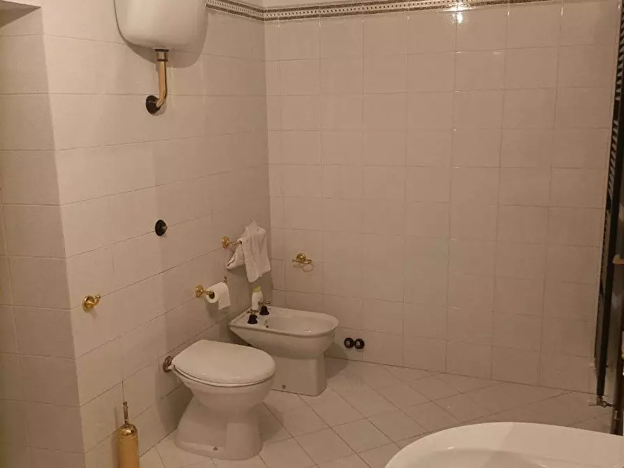 Immagine 15 di Appartamento in affitto  in via Giannina Milli a Teramo