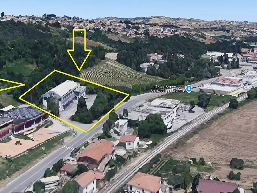 Immagine 6 di Capannone industriale in vendita  in Viale Europa a Teramo