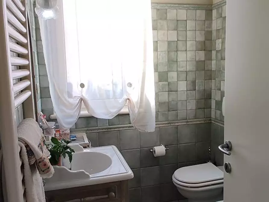 Immagine 12 di Villa in vendita  a Giulianova