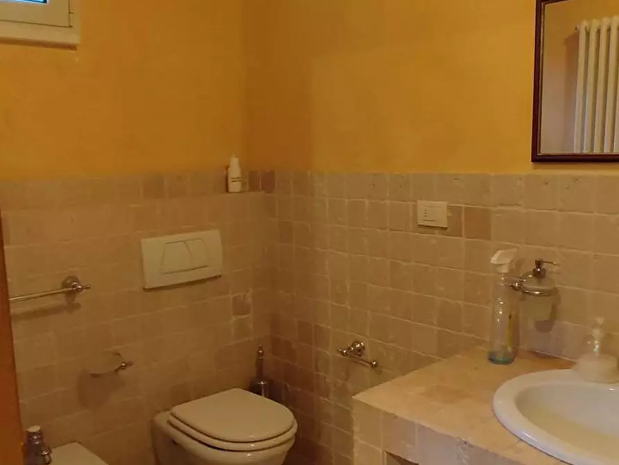 Immagine 19 di Villa in vendita  a Giulianova