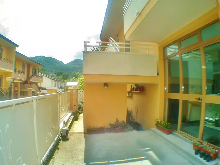 Immagine 5 di Villetta a schiera in vendita  a Teramo