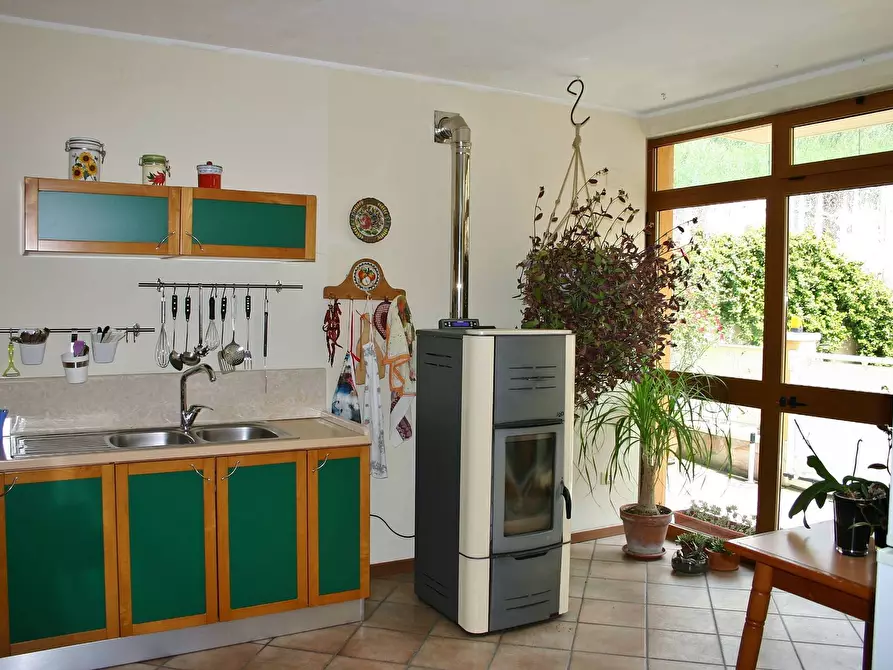 Immagine 12 di Villetta a schiera in vendita  a Teramo