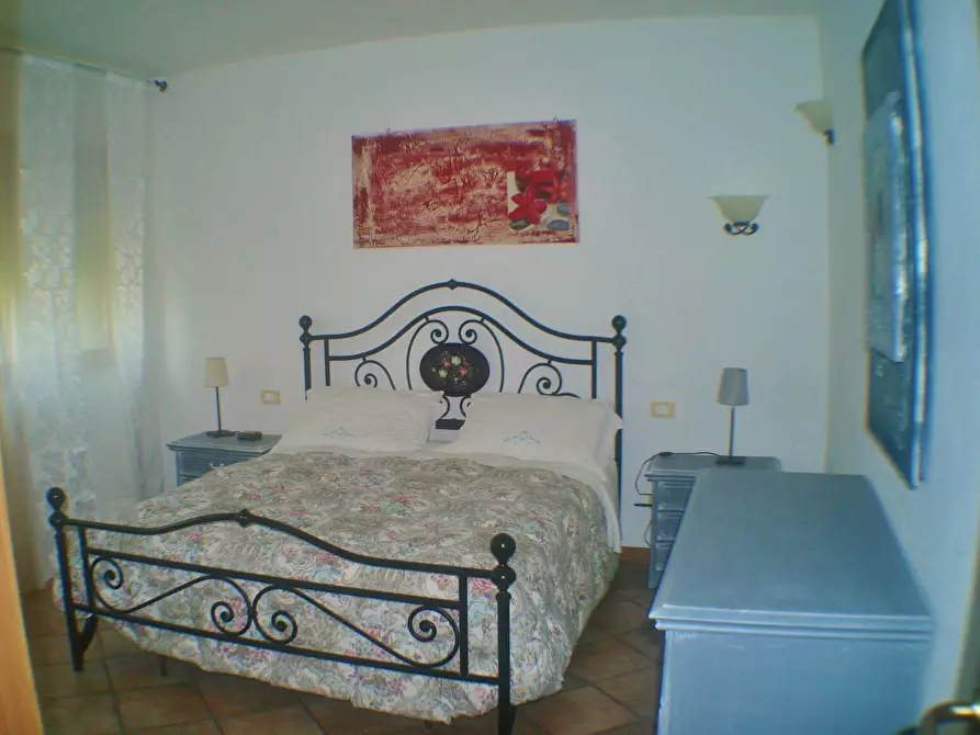 Immagine 15 di Villetta a schiera in vendita  a Teramo