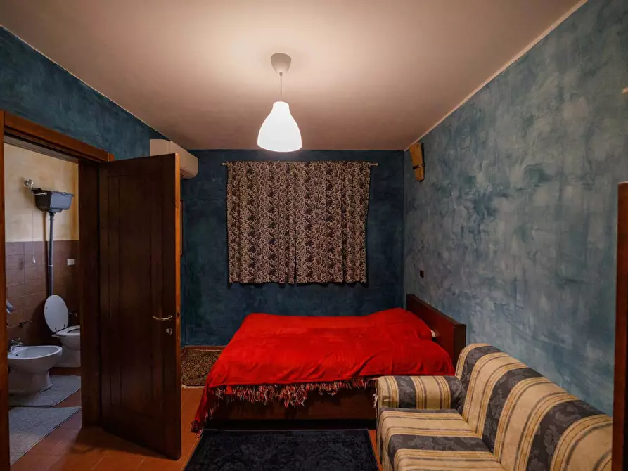 Immagine 9 di Casa indipendente in vendita  in San Felice a Torricella Sicura