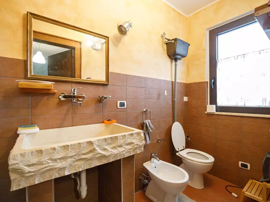 Immagine 10 di Casa indipendente in vendita  in San Felice a Torricella Sicura