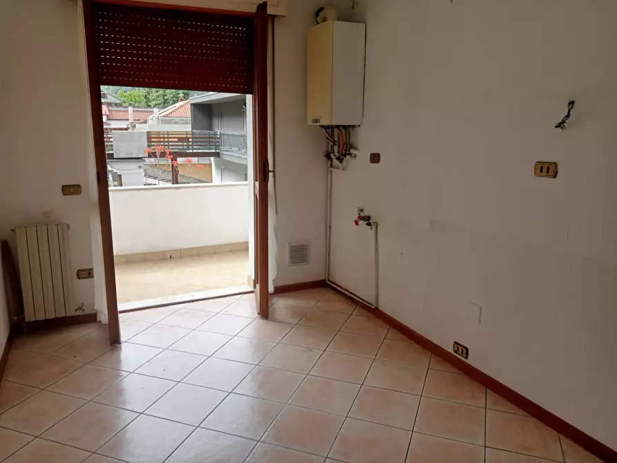 Immagine 5 di Appartamento in vendita  in Piano della Lenta a Teramo