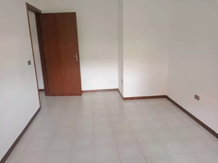 Immagine 8 di Appartamento in vendita  in Piano della Lenta a Teramo